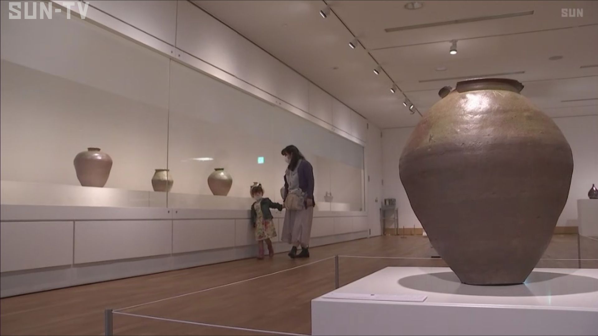 800年超の歴史 丹波焼の魅力伝える企画展 - サンテレビニュース