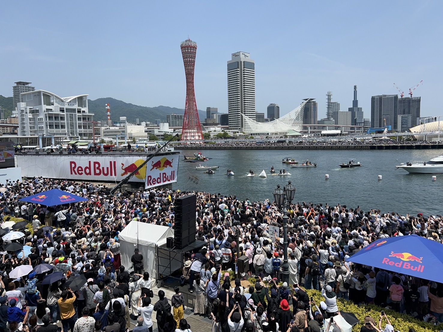 驚きと笑いのフライトショー Red Bull Flight Day 2024 サンテレビニュース